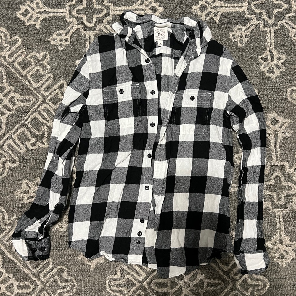 Men’s Black And White Flannel Button Up